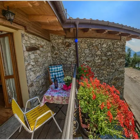 Fantastica Casa Poppo Bellano